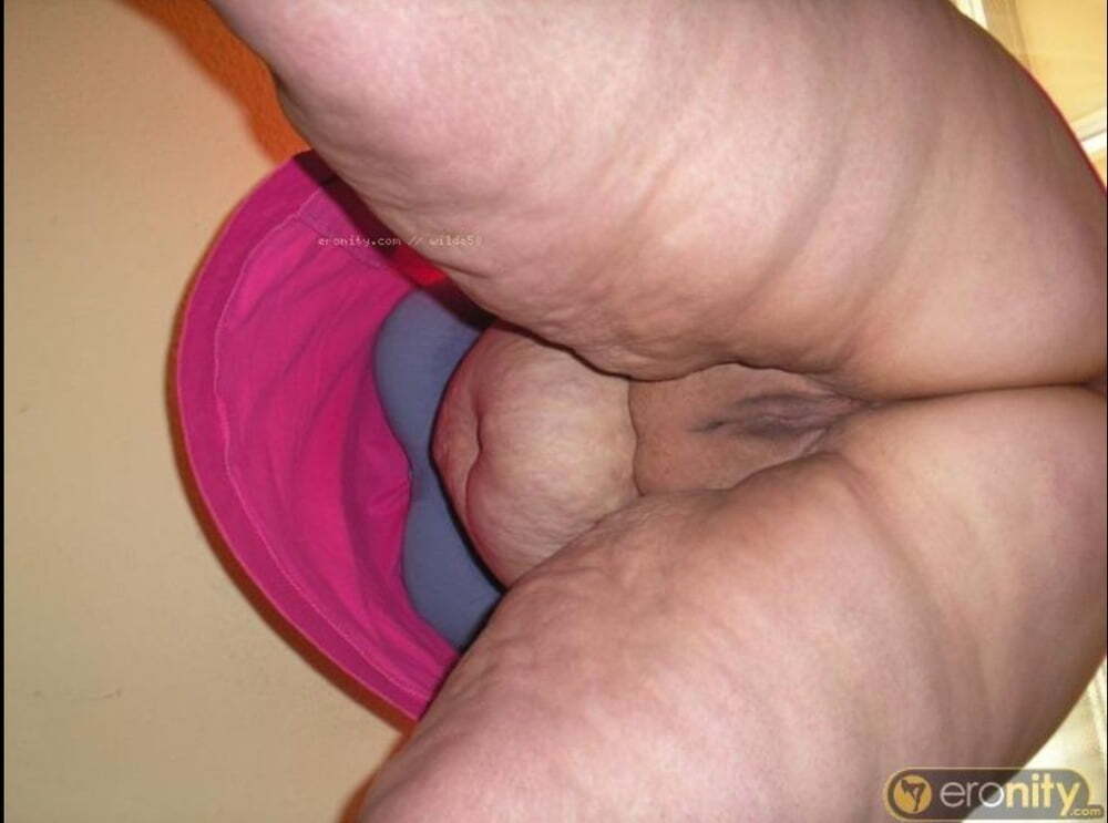 Bbw spreading pussy collection